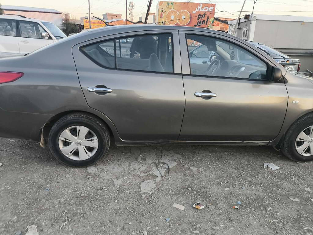 نيسان سني موديل ٢٠١٩ رقم اربيل سنويه ٢٠٣٠ رقم كلهن جدد باسمي كوبون بنزين بي بي جملغ واحد صبغ بدون دواخل كير محرك تبريد شرط اربع تايرات جدد سياره جديده مكان السياره كركوك..
***********
 نیسان سەنی موديل 2019 رەقەم هەولیرە سەنەوی تازە رەقەم تازە کارتی بەنزینی هەیە مەکینە وگیڕ بەشەرت یەک پارچە بویاغ بی ناوگرتن چوار تایەی تازەیە شوين كركوك كركوك, العراق
