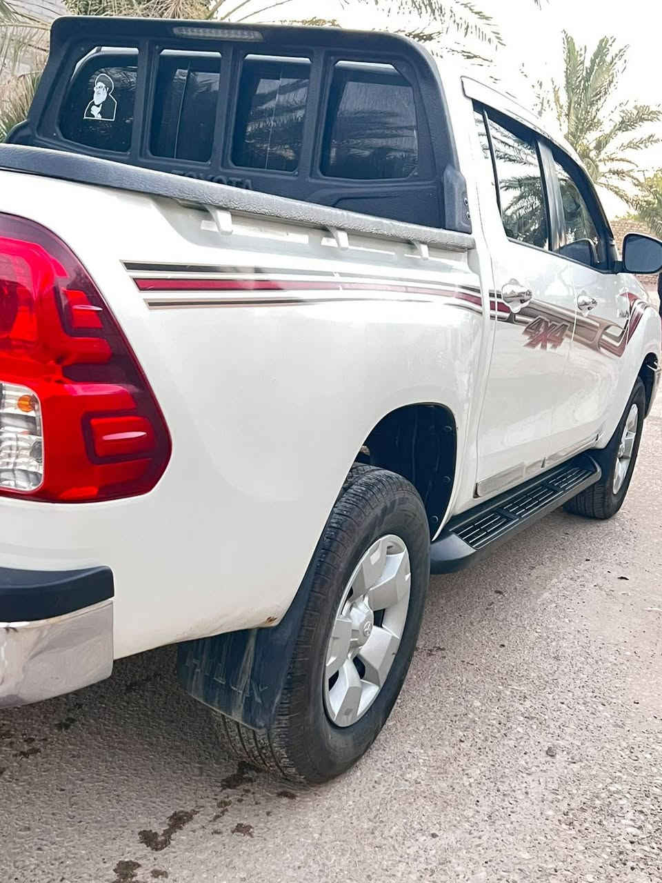 هايلوكس فور ويل موديل 2020 كاز
شركة ساز SAS
رقم اربيل الجديد 
 ماشيه 170
تبريد قطعتين 
إشاير بالمري 
كير اوتوماتيك 
داخل ماروني
تحكم ستيرن جهتين
مانع انزلاق 
نظام ايكو 
حساسات خلفيه
شاشه وكامرا خلفيه
بعد بيها مواصفات 

السعر 245 وبيها مجال 
مكاني البصرة _ القرنة
الاتصال ***********
