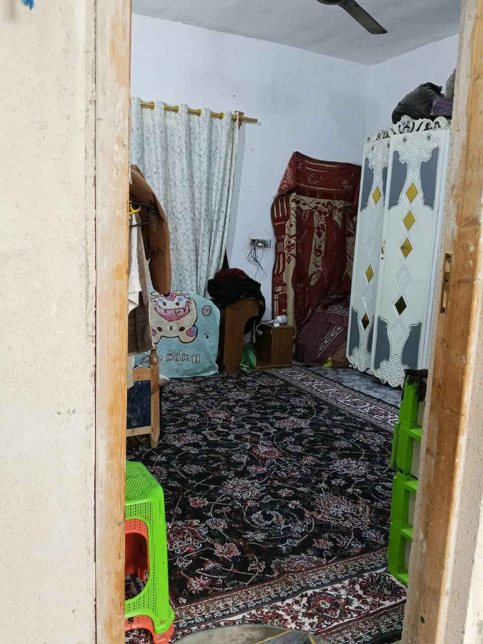 يا •اللّـہ̣̥   
اللهم  صل  على محمد وال  محمد
السَلٱمٌ عـَلـْيگمّ-ۈرحـْمّـٌة ٱللـّہ ﯙبُرگـّاتہ 
يعلن   مكتب   الشريفي للعقار 
عن  وجود   دار   للبيع   المساحه 200 متر   
البيت  حديث  بس  بيه  نقوصات   
يتكون   م̷ـــِْن  غرفتين   وصاله  ومطبخ   وحديقه  وكراج   
الموقع   طريق   السيد   ابراهيم   ع  
ع  خط  النفط   
السعر   50  وبيه   مجال    
ملاحظه   يرهم    قصط    
اي   استفسار   
***********
***********
***********
