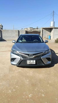 كامري ٢٠٢٠ • رقم بغداد باسمي • قطعتين صبغ