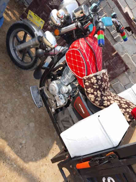 ستوته البيع موديل 20 محرك 23 تايرات 3جوبلس جدد ركبه وشاصي شرط محرك شرط ستوته مال جني فول بليته ومنفيس شرط ترقيم اذ ما ترقم ترجع تعال خاص او اتصل *********** السعر 1550 وبيه مجال
