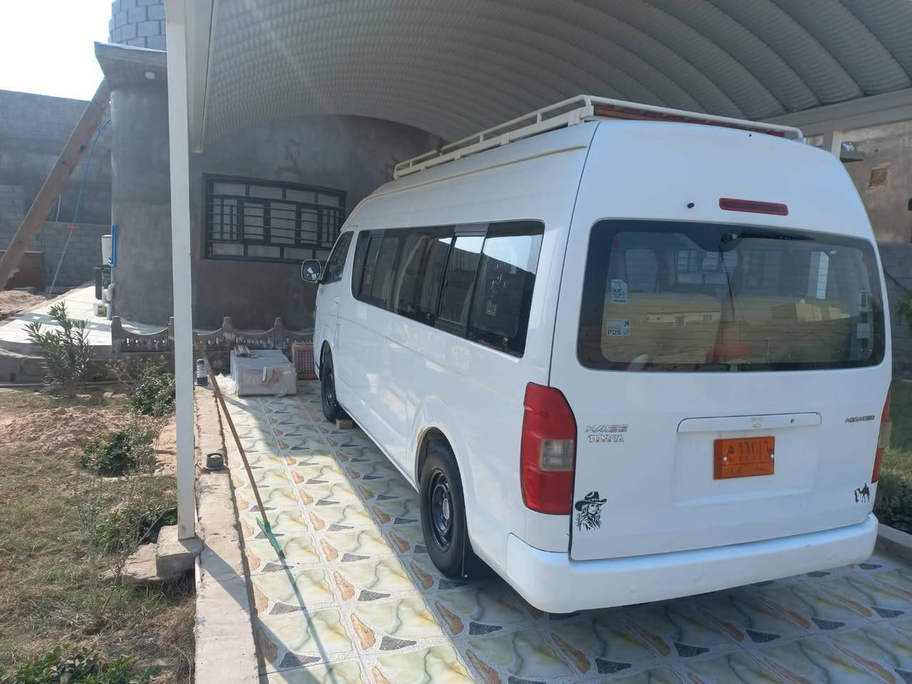 جنبي 2019 للبيع
سياره جاهزه 
مكينه كير اكسل حداده تخم تاير 
تحويل ملكيه 
بيهه صبغ قليق يم البكلايت بصفحه الطويله 
عنواني بصره زبير.  السعر 180 بيهه مجال
انا مكلف بلنشر 
رقم راعيهه  ***********
