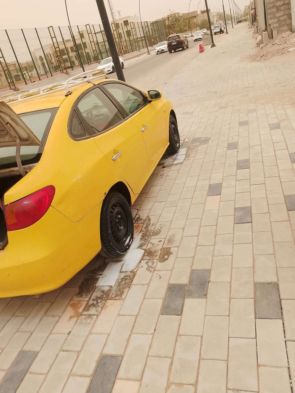 السلام عليكم 
سيارة صابونه ادوات أدوات أدوات ٢٠٠٩ متومه و جاهزه كبل للشارع مال جناي كير ومكينه مكفولات تخم تاير جديد تبريد تدفئة مراوس بسيارة أدوات بنكو حمل او حسب القناعة عنوان البصرة *********** غير متواجد بالفيس
