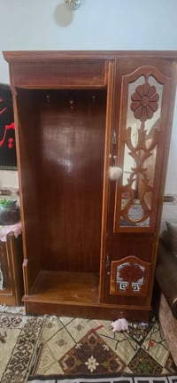 غرفه مستعمله للبيع بسعر مناسب جدآ رقمي 07716850282