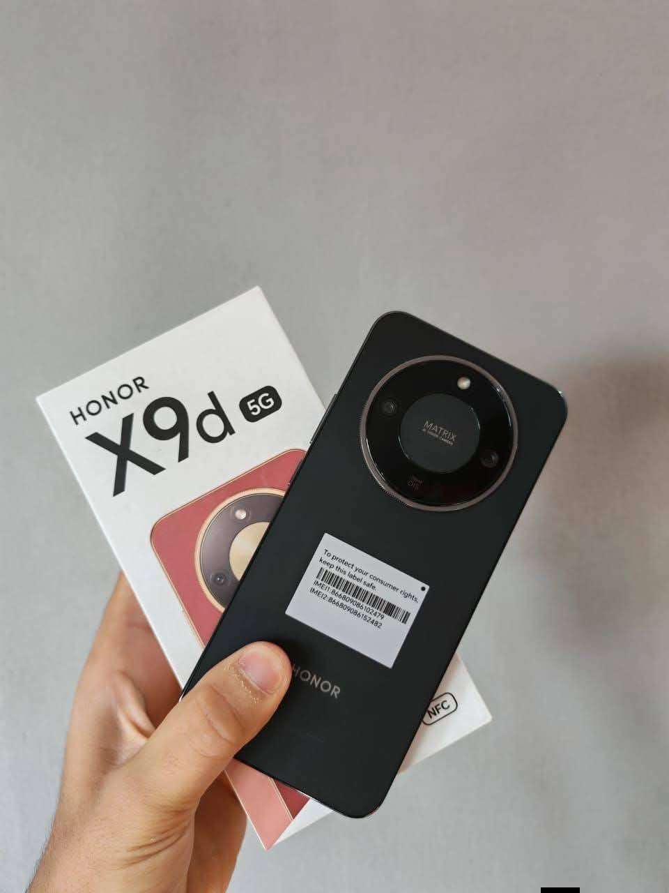 هونر HONOR X9d 5G اخو الجديد مستخدم شهر ونص كامل ملحقات
جهاز نضافتة 100% ذاكرة 256 عشوائية 24 
💵 السعر 445
مكاني موصل ايسر 
‏تواصل على الرقم ***********
‏
