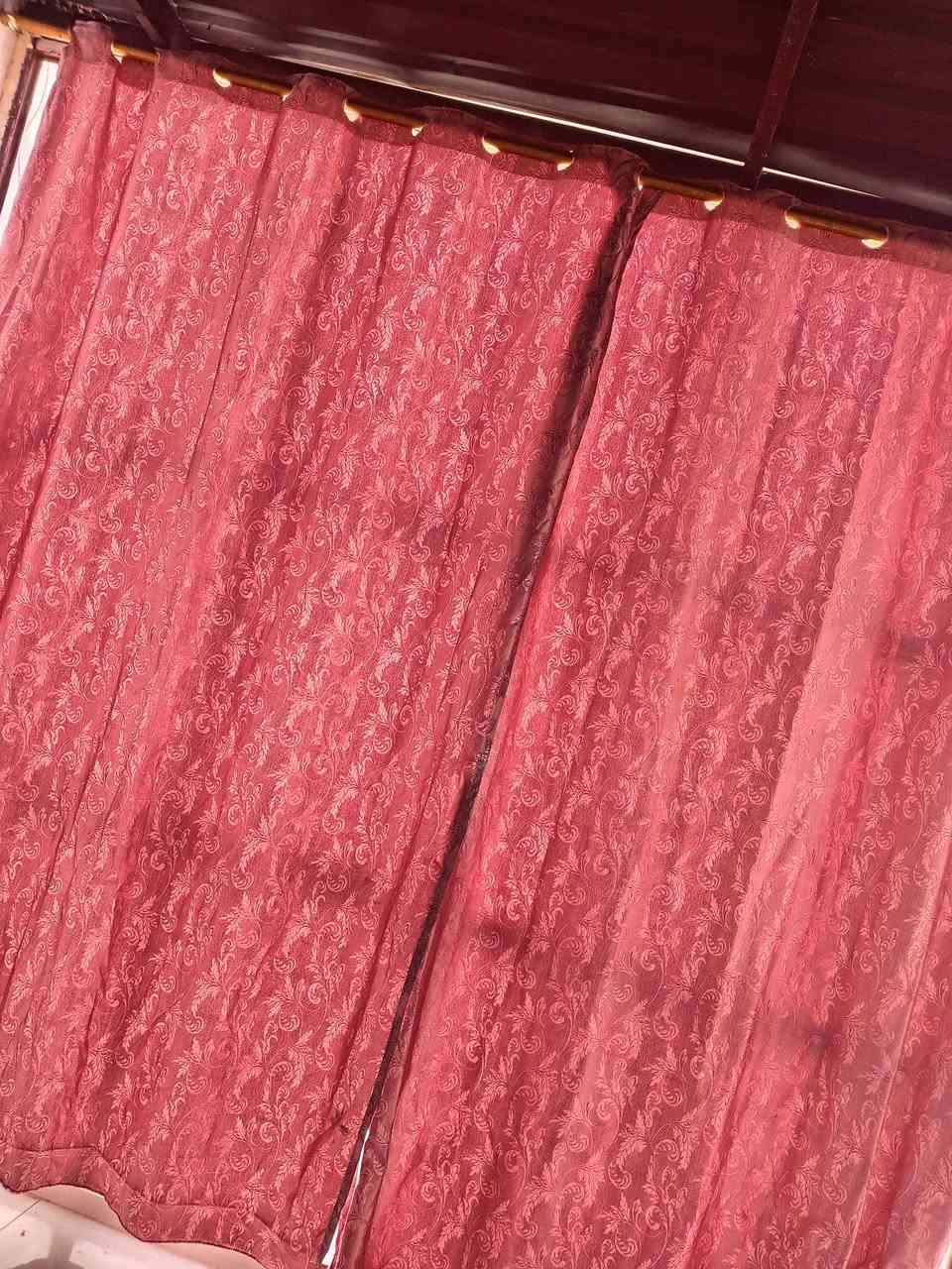 برادات للبيع كلهم ب 30 الف الوردي ٣ أمتار والجوزي 4 أمتار والسمائي قطعتين 6 أمتار


**إذا كنت صاحب هذا الإعلان وتريد حذفه لأي سبب، رجاءا أرسل رسالة إلى الدعم الفني**