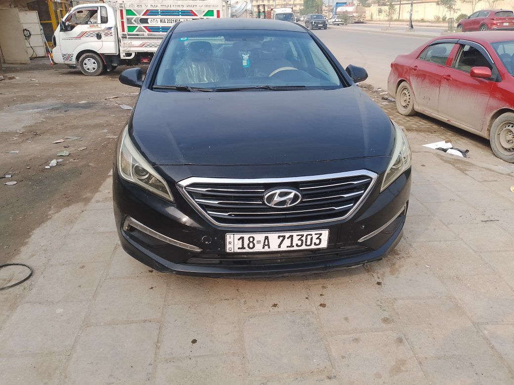 سلام عليكم 
سوناتا 2015 امريكي 
محرك 2400
رقم بابل
والسيارة حادثها جاملغ الامامي الأيسر صبغ فقط لا الغود ولا شواصي ولا حتى البنيد 
السيارة ليبل واحد 
السعر 105 بيه مجال
***********
