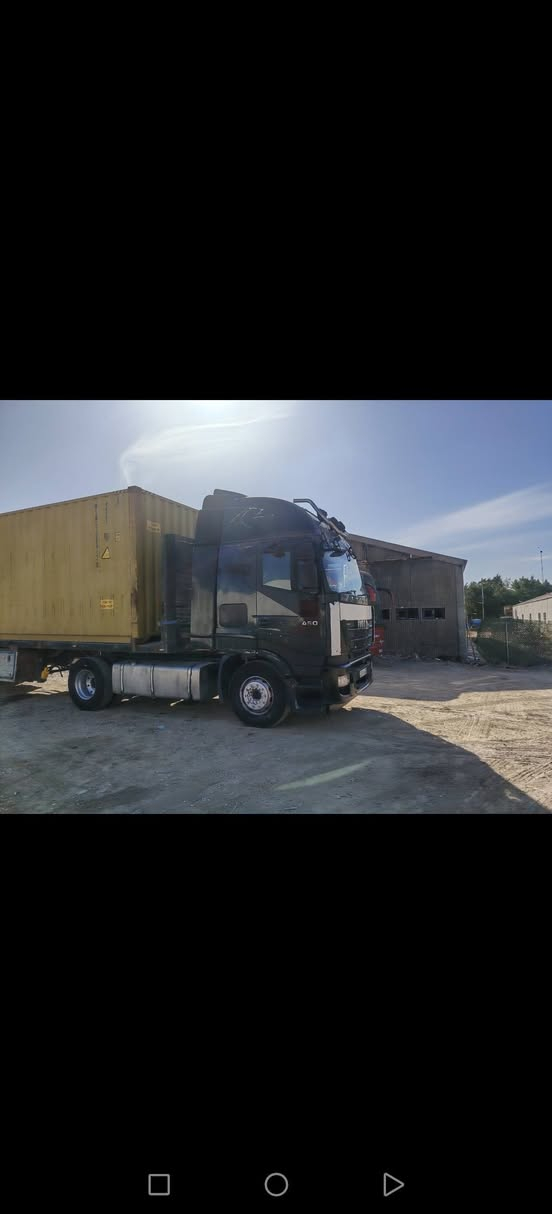 افيكو مويل ٨  كير عادي ٤ ب٤رقم أربيل جديد وسنويه جديده السعر ١٤٠ وبيه مجال *********** بغداد
