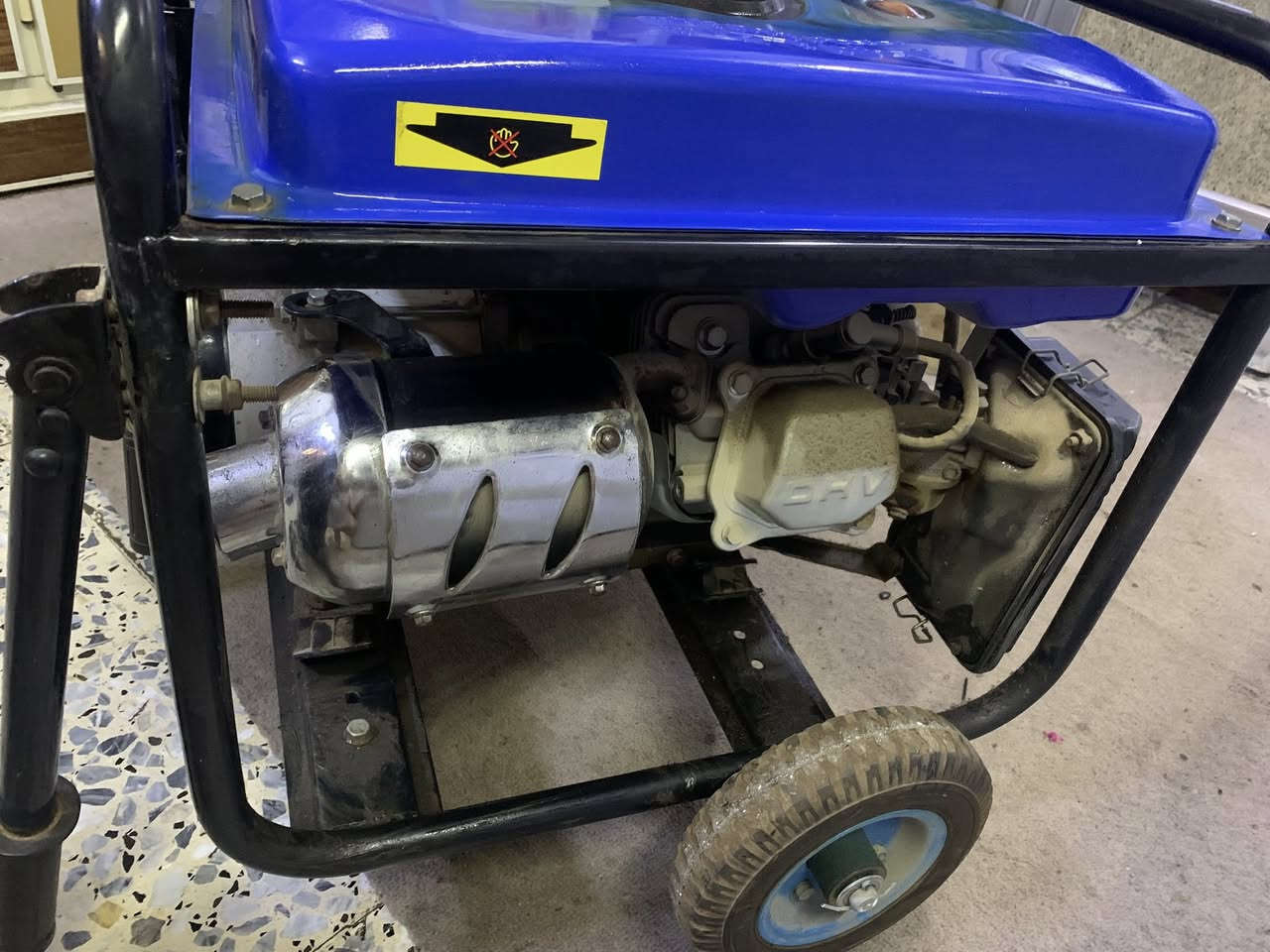 السلام عليكم اخوان المولد للبيع متروكة صار فترة لكن استخدام جدا قليل لوحة المفاتيح مكسورة من القاعدة سلف باتري ابيع الموجود والسعر اعلى تقييم ابيع 
للأمانة يشهدالله مااعرف أسعارهن بالضبط


**إذا كنت صاحب هذا الإعلان وتريد حذفه لأي سبب، رجاءا أرسل رسالة إلى الدعم الفني**