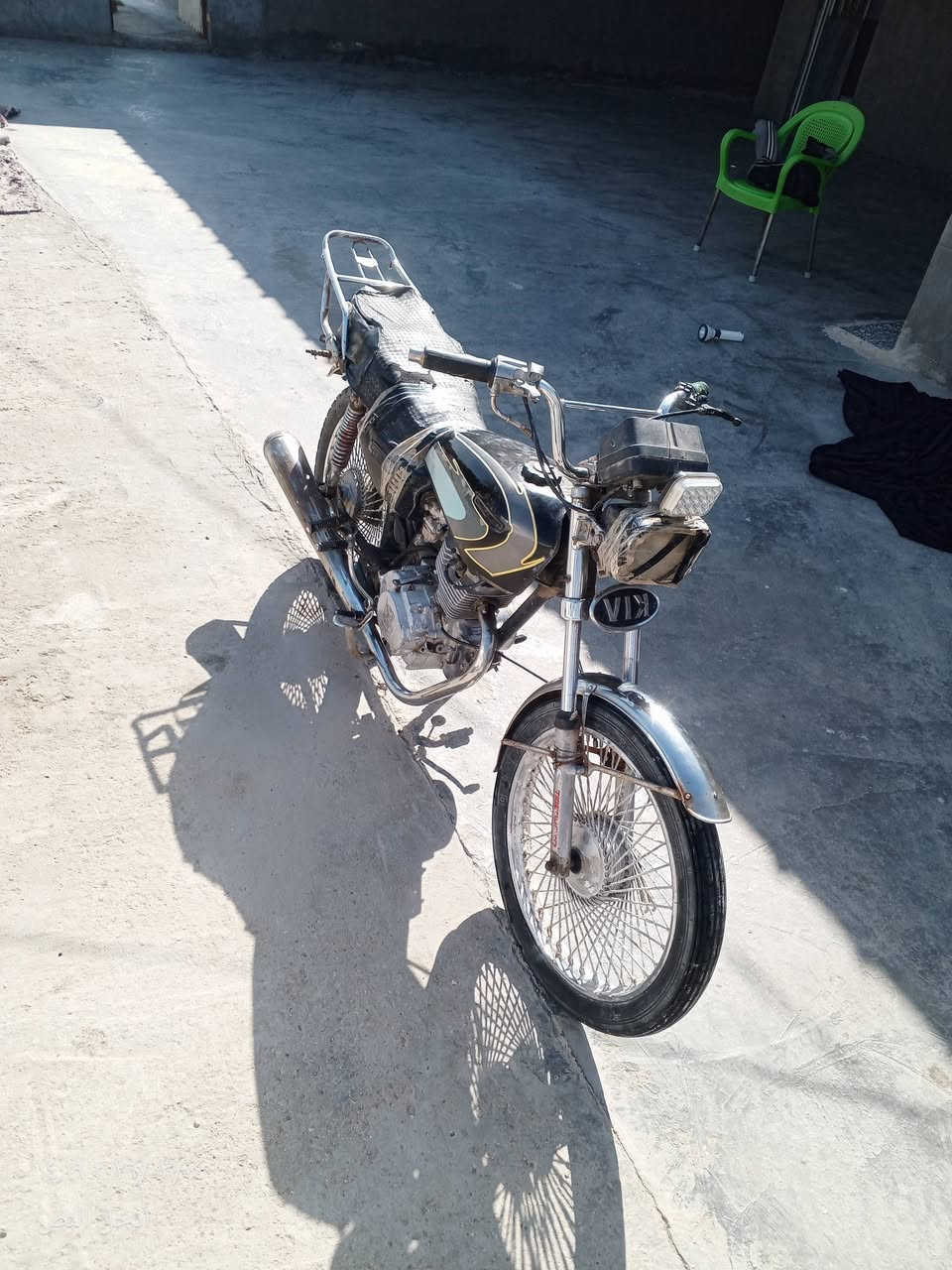 السلام عليكم ورحمه الله وبركاته
دراجه تايكر للبيع 2018دراجه خير من الله هندر واحد 
كلك كلك السعر 200وبيه مجال المكان بابل الحمزه الغربي الاستفسار ع رقم اتصل وبيك خير وتدلل بي واتساب الرقم ***********
