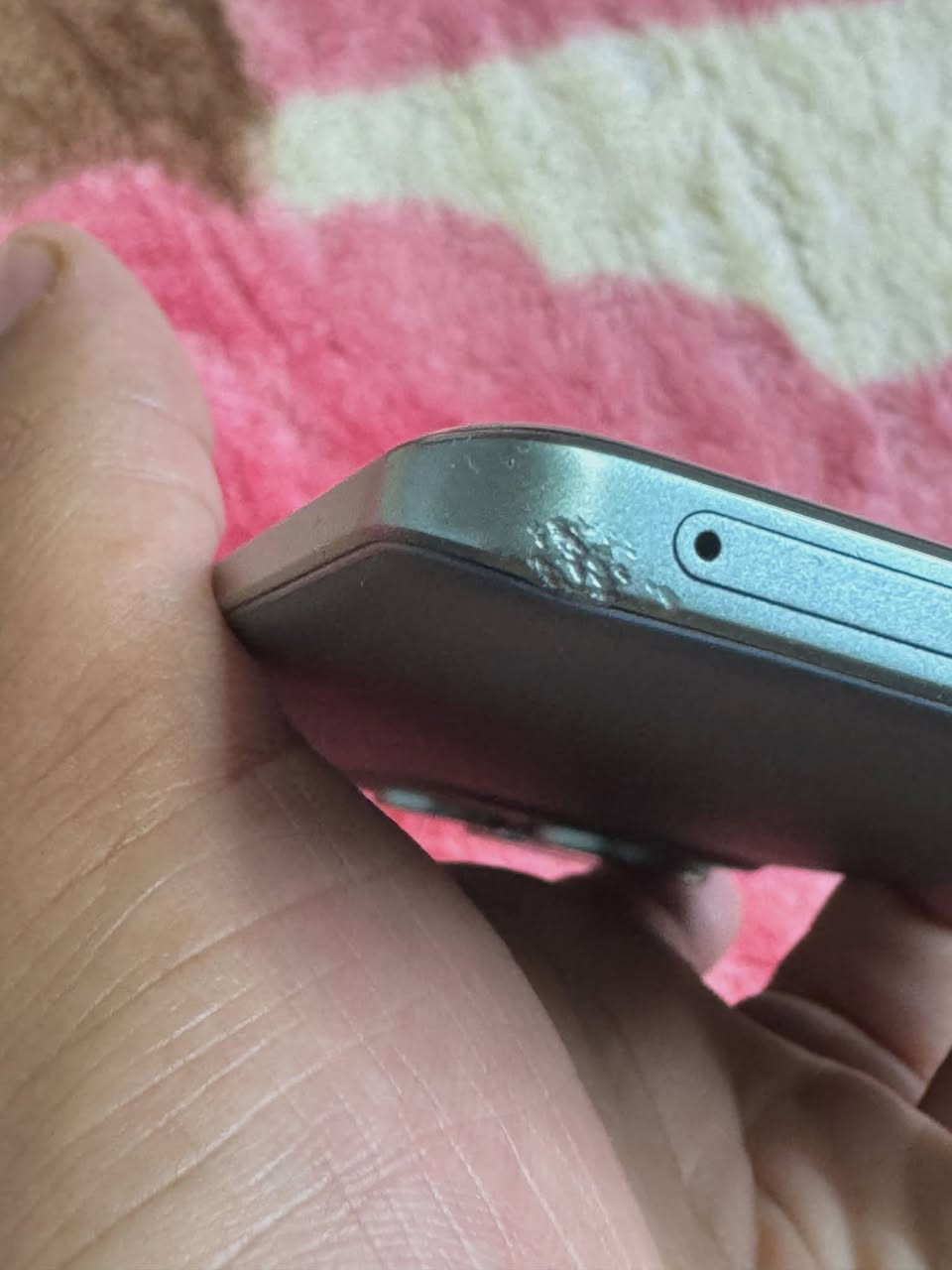 السلام عليكم ريلمي realme 15 pro
بطارية 7000 الف ملي امبير سفاحة 🔋
ذاكرة 512جيجا رام 12+16
معالج فلاكشب
ظهر جلد

كامل ملحقات
تصوير فديو 4k. 60 اطار بكل العدسات
الجهاز سفاح ابحث عنه وعن مواصفاته
نفس مواصفات الريلمي16 برو الجديد

فقط ضربة بسيطة بشاصي مماثرة على شي
جهاز مصارلة شهر مفتوح من كارتونة

للمراوس بجهاز فلاكشب حصراً
شعندك نزل 

مكاني كربلاء


**إذا كنت صاحب هذا الإعلان وتريد حذفه لأي سبب، رجاءا أرسل رسالة إلى الدعم الفني**