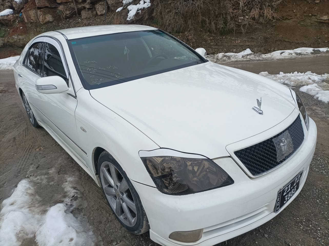 TOYOTA CROWN 2005
بڕاوە بڕاوە
مۆدێل 2005
182 گەوڕە بەکەوڕە بێ دوکەڵ
کامل مەسروف کڕاوە کارەبای هەموو مەزبوتە گەرمی بەستراوە جامەکانی هەڵ گیڕاوە 
GPS
ABS
سێ دووگمە 
تەعدیت سوڕعەو کارەبای مەزبوت
سوکان لەگزز
تاقم بانسی نوێیە هایدڕۆلیکی تازە گۆڕاوە پاتری نوێیە کامل سەیاڕەکە جایزەو ماڵی دۆستە
سعری 56 معامەلە
شوێن ڕانیە
0751 754 4608
0770 859 8855
