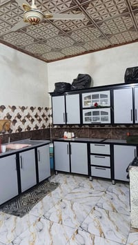 دار 110 م تجعيب طابوك عالي عن شارع بناء بلوك عكاده يحتوي على غرفه وصال...