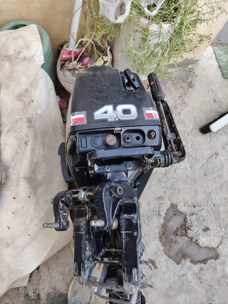 السلام عليكم من رخصت الدمن عده مال شط للبيع المكينه كير شركه شرط الك الفحص ول محرك مفدوح او مروس بايشيه غنام بسياره موطور كلشي يرهم مكان الانبار عنه ***********
