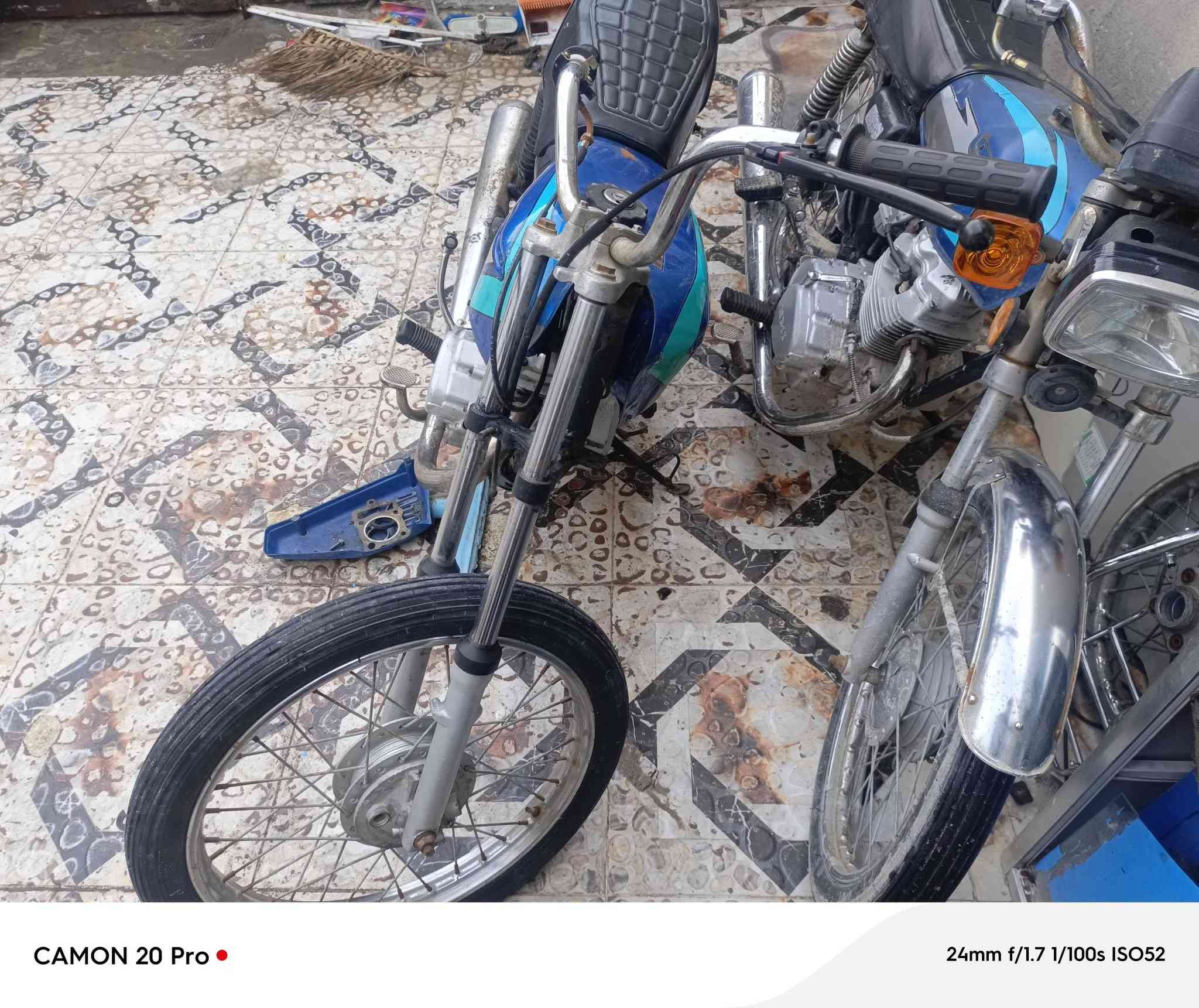 سلام عليكم ورحمه الله وبركاته دراجه نامه ادوات ادوات دراجه شلعه ومعدل مكينه ناعمه بس كايمه شغاله وكلشي مابيها كامله عوزها بس سايق عنواني حيانيه رقمي *********** السعر 250 وبيها مجال والمو شراي لا يصير لوتي براسي وقره الوصف وطبلي لا تكلي شنو بيها ما بيها
