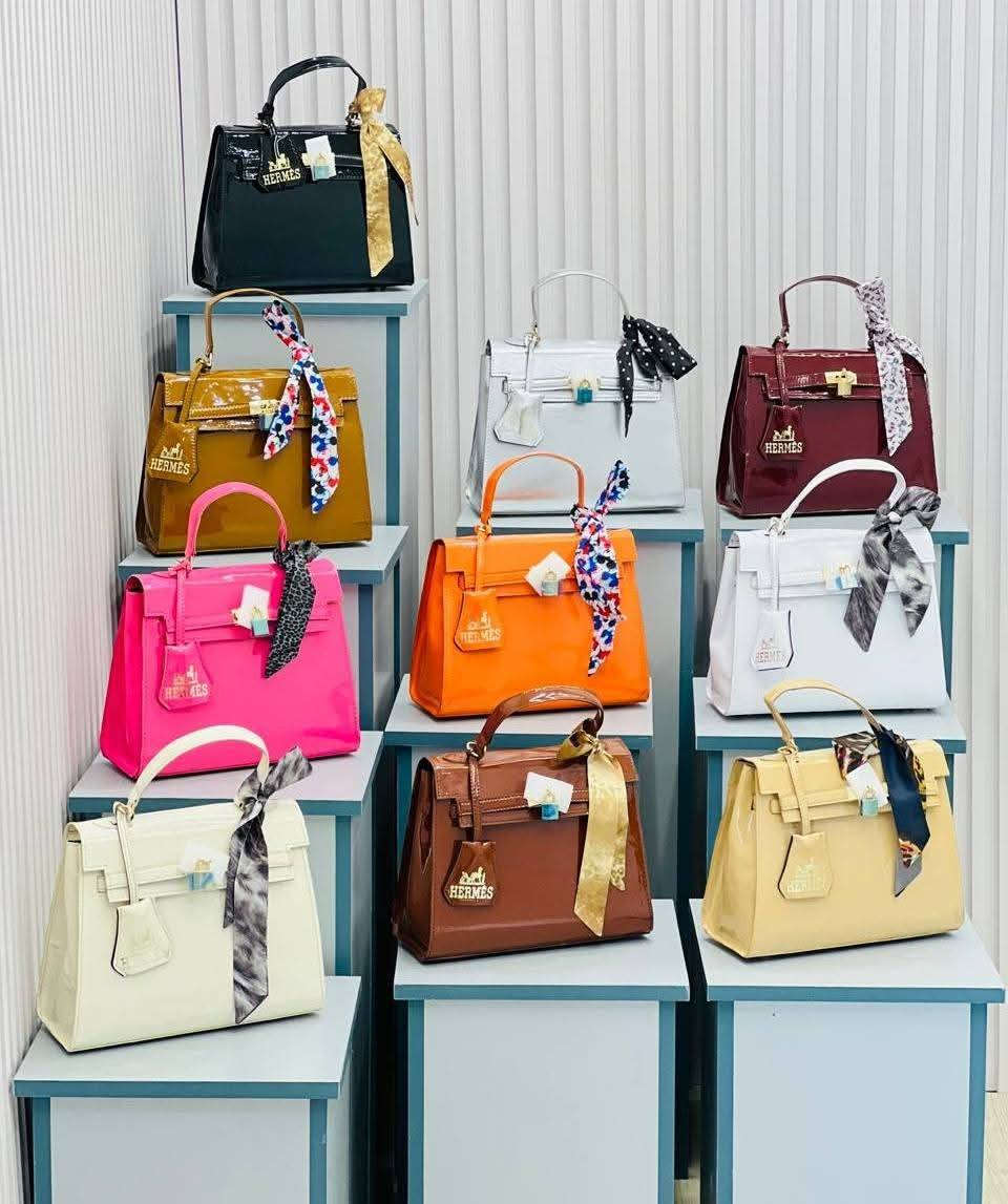 اذا مو مثل الصورة  رجعي بيد المندوب
ماستر كوالتي


**إذا كنت صاحب هذا الإعلان وتريد حذفه لأي سبب، رجاءا أرسل رسالة إلى الدعم الفني**