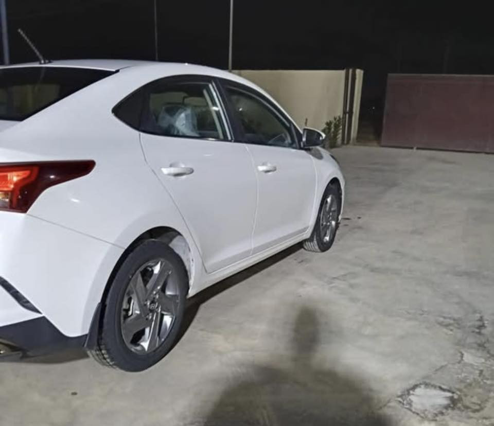 السلام عليكم اكسنت خليجي مديل 23 مكفوله كفاله عامه حتى من بارد مكينه ١٦٠٠ رقم بغداد بسمي مشروع وطني تحويل شوكت مايعجبك ماشيه 40 الف سياره جديده جدا اخت زيرو بلعافيه ع ياخذها السعر 120 بيها مجال بسيط مستعجل على بيع الشراي
 يتصل ‭0771 645 4999‬
