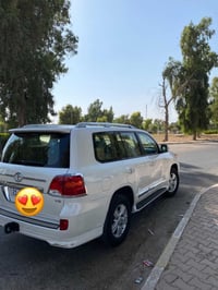 لاندكروزر VXR • ٢٠١٣ • V8 ٤٦٠٠