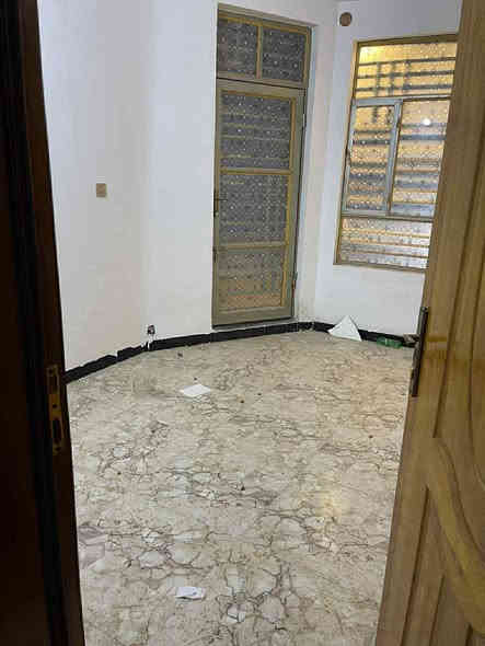 مشتمل الا يجار ورديه خارج شارع  30 ***********
