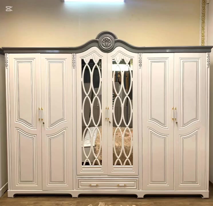 غرفة سته أبواب طابق ونص اوفايت صبغ حراري صاج وجه وداخل سته ملم التوصيل جميع محافظات العراق مجاني العنوان النجف مدخل الحيرة ***********
