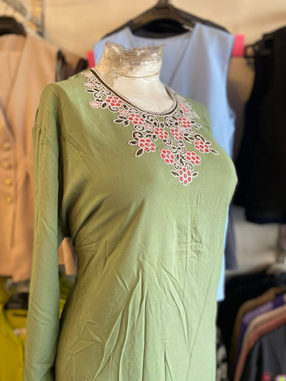 دشاديش كشمير أنيقة ✨
ألوان تجنن وموديل يفتح النفس 🤍
متوفرة بجميع الألوان وجميع القياسات
للحجز والاستفسار مراسلتنا عالخاص 📩


**إذا كنت صاحب هذا الإعلان وتريد حذفه لأي سبب، رجاءا أرسل رسالة إلى الدعم الفني**