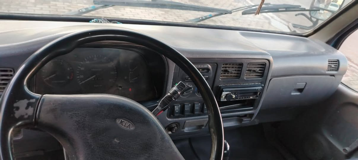 السلام عليكم كيا فنتيره للبيع قماره قلاب موديل 1999 رقم بغداد الماني سنويه 29 مشروع وطني مكفوله من الضربه والكص والتبديل بيهه مكانات صبغ للجماليه مكينه 3000 مفتوح لا صرف ولا بخار مكينه وكير واكسل مكفول شاصي رقم شاصي مكفول تخم تاير صدر جديد كهربائيات كله شغاله سياره جاهزه السعر 62 وبيه مجال مكاني بغداد مدينة الصدر الشراي يخابر *********** غير متواجد على الفيس
