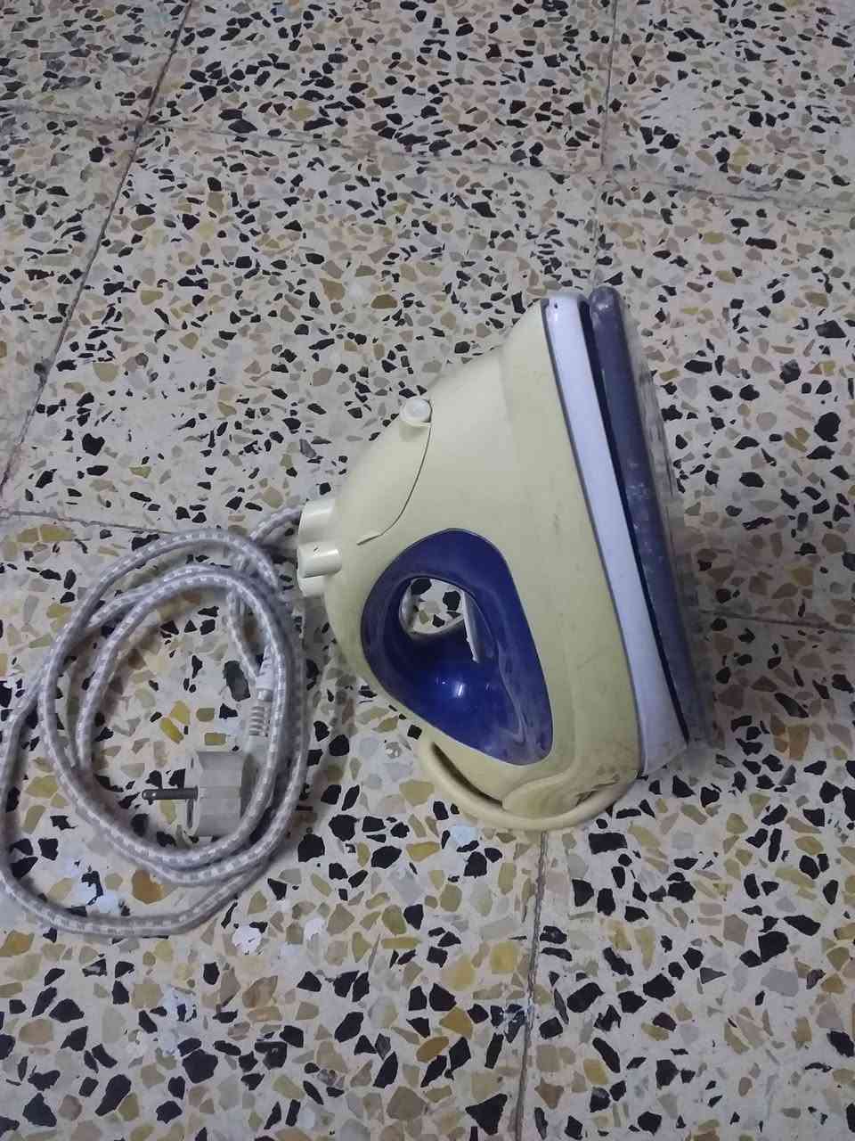 أغراض أستعمال قليل للبيع  أوتي 10  .جهاز عرض صور 10 .ملحق بوفية فراش 40 .طباخ 100 . كاونتر قطعتين 140 .ثلاجة 100


**إذا كنت صاحب هذا الإعلان وتريد حذفه لأي سبب، رجاءا أرسل رسالة إلى الدعم الفني**