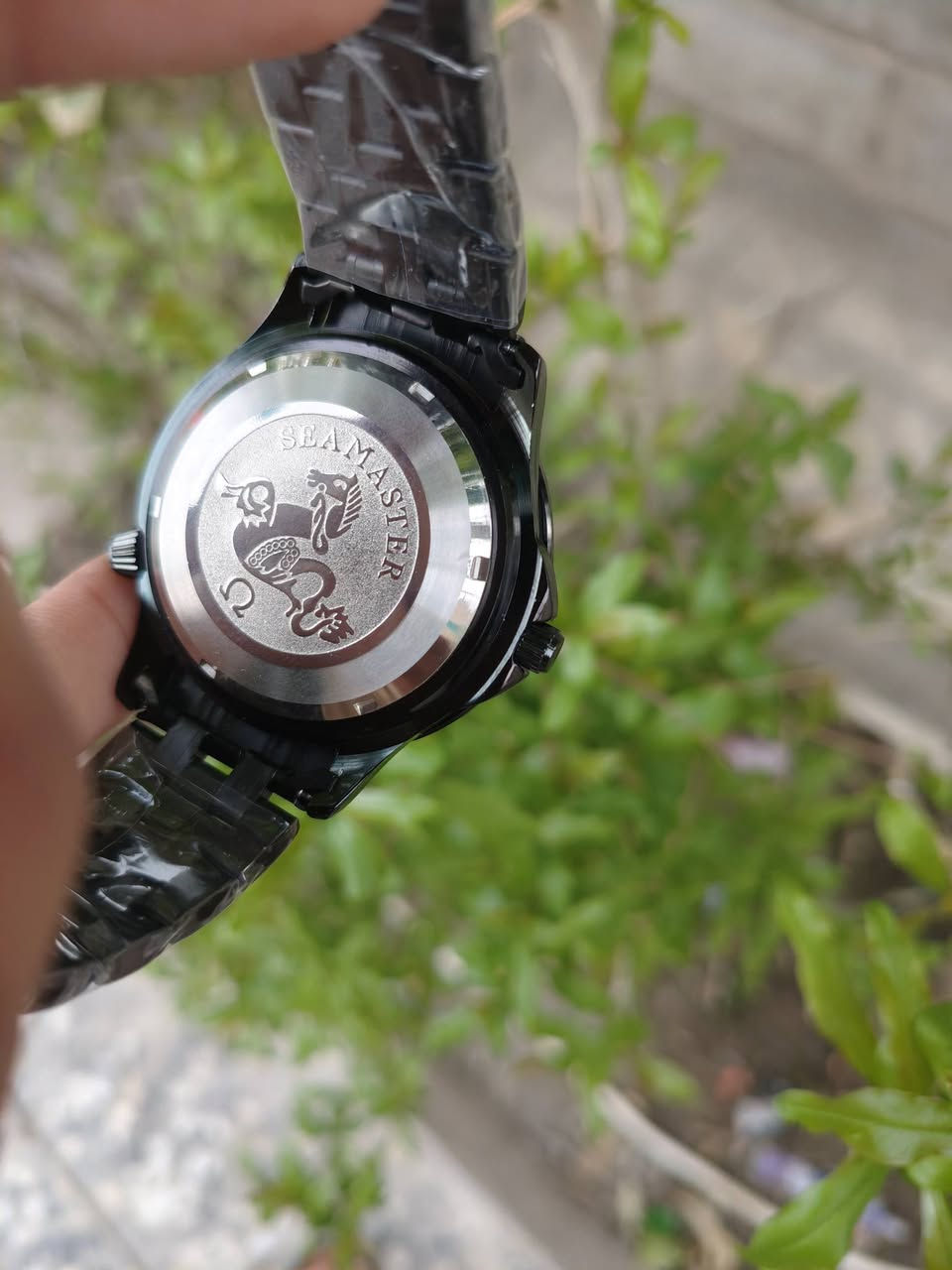 ((مزاد من الصفر أمر بيع لمدة ساعتين)) 
ساعة ماركة أوميكا ماستر 
سناتر شغالة تاريخ شغال رنك دوار 
مختمة بالكامل ظهر مختم 
لامينوس بالكامل


**إذا كنت صاحب هذا الإعلان وتريد حذفه لأي سبب، رجاءا أرسل رسالة إلى الدعم الفني**