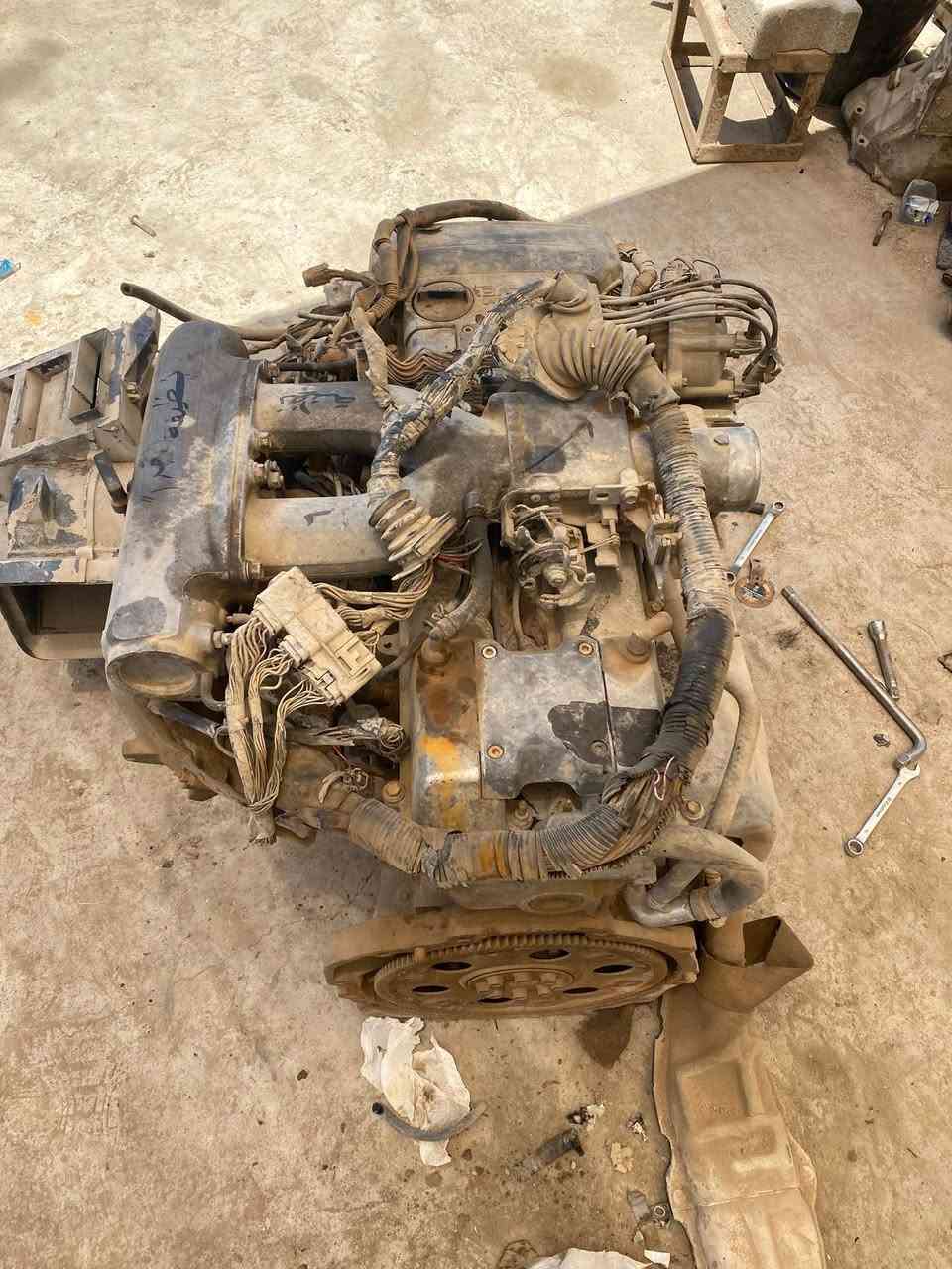 السلام عليكم طابوكه بطه 2500نظيفه مكفوله  السعر 500 الف مكان حله طريق النجف مقابل الامام بكر (ع) تواصل اكثر***********

