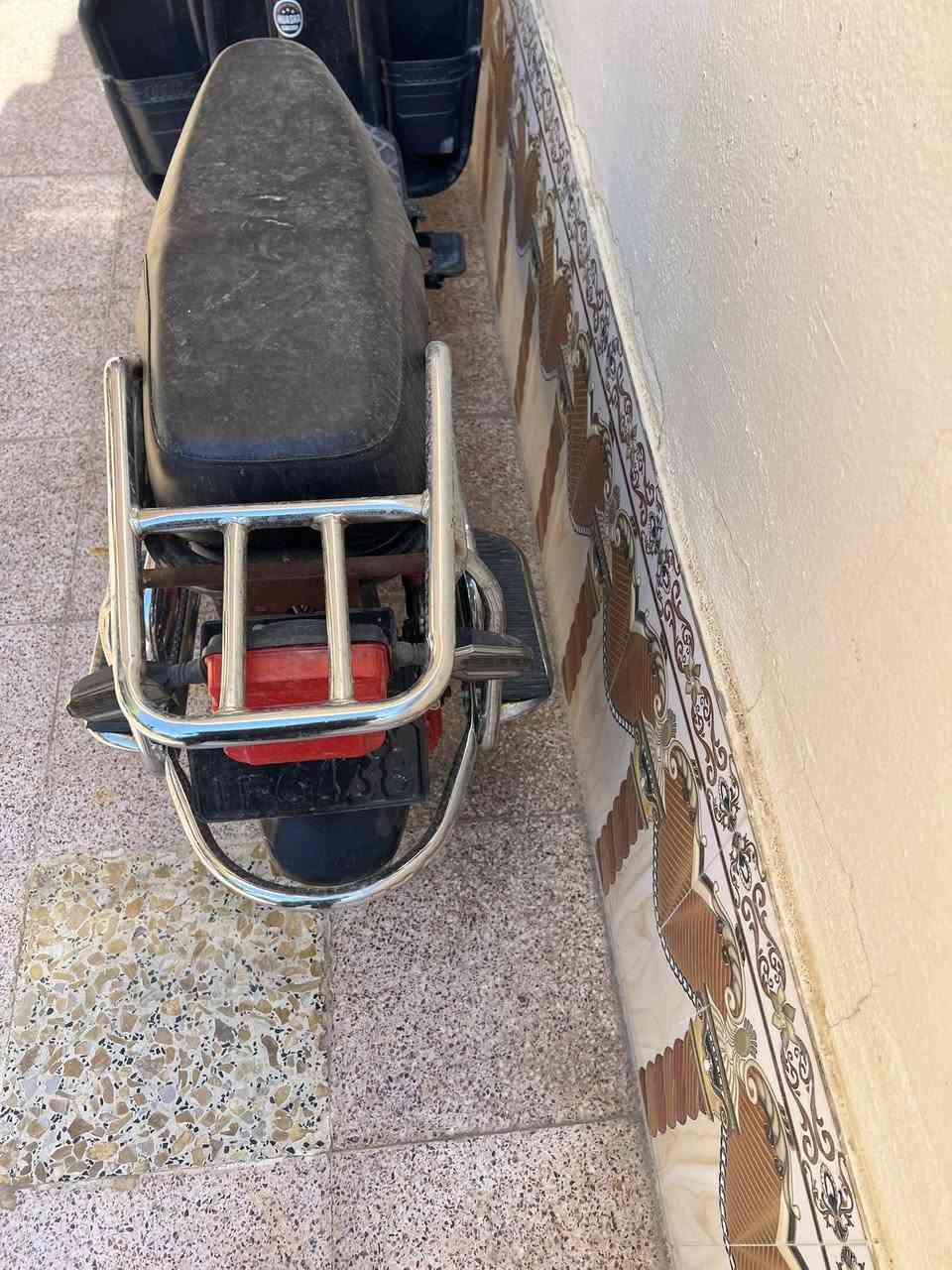 بيسكل ٢٠٢٣ نضيف مامتعوب بدون بطاريات ٤٠٠ وبي مجال ***********
