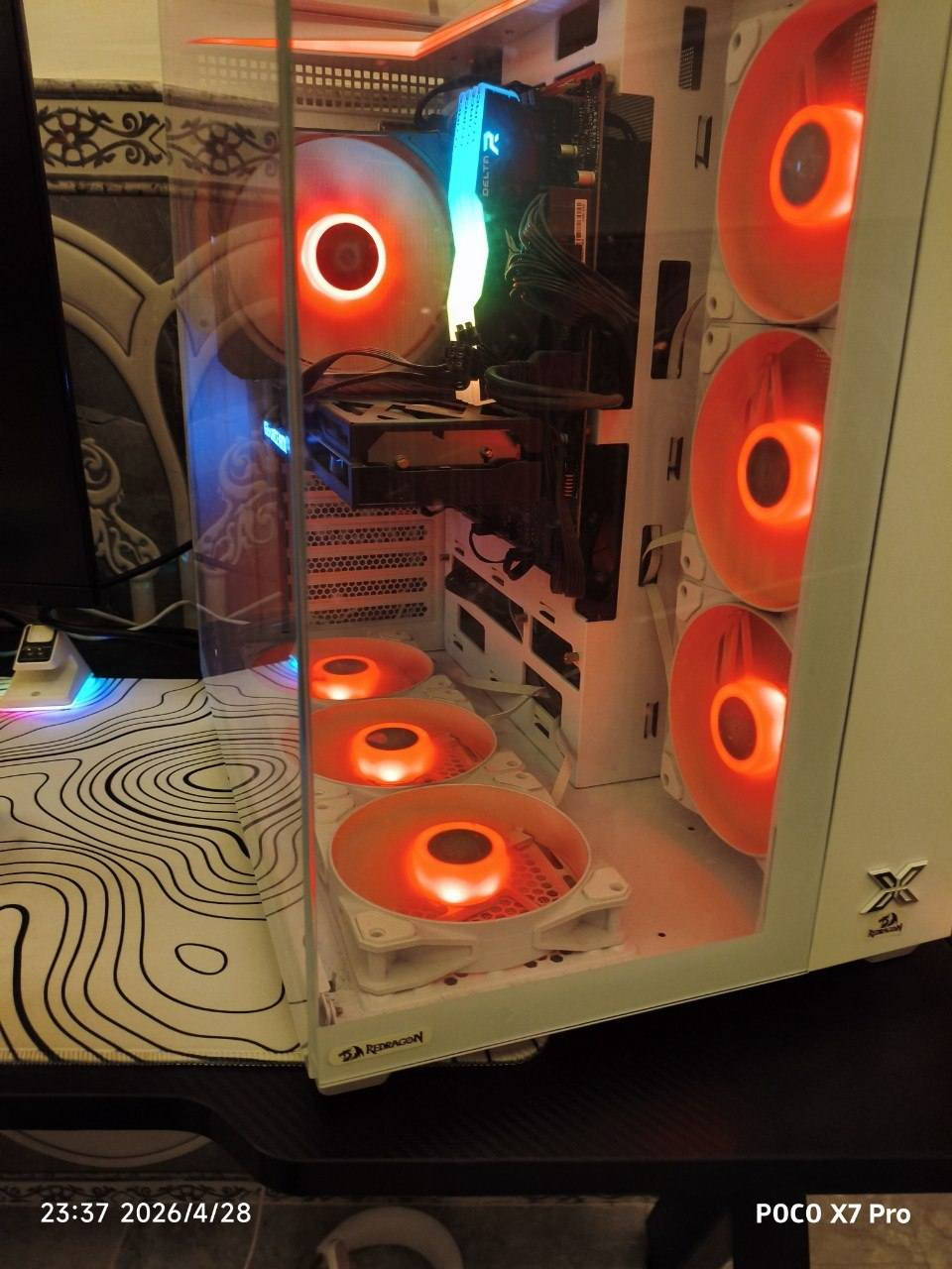 سلام عليكم بي سي جديده للبيع مستخدمه كافة القطع بالضمان
المعالج: intel i5 13400f
الكرت:RTX 4060 ti galax 8GB
الرمات: 32GB ddr4 3600 Tfore
المذربورد: mis B760M-P ddr4 pro wife
البورسبلاي: P.s 650W rocket
الذكرة: SSD 1TNVME m.2 Bullet
التبريد: هوائي من شركة redrago  المعالج ثلج ما يتحاج مائي
الكيس من xigmatek 7 فان
الطاولة: من spirit  جديدة بالجيس
وكيبورد attack shark x68 he مغناطيسي
وماوس attack shark x6
وسماعه hyperX cloud lll
وشاشه gigabyte 32 165hz Curved 2k G32QC
سعرها كامل مليونين الي تفيده بهيج سعر يتفضل عل الواتس اب


**إذا كنت صاحب هذا الإعلان وتريد حذفه لأي سبب، رجاءا أرسل رسالة إلى الدعم الفني**