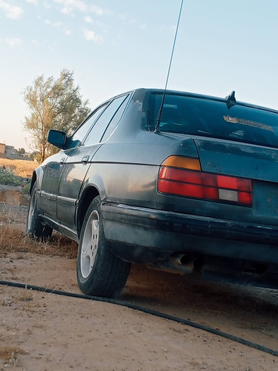 السلام عليكم 
BMW735موديل1991
رقم نينوى
كير و محرك نضيفات صدر جديد غرفتها بل چيس جديد ✅
كربائياتها كلها شغاله 
للبيع و مراوس هم يرهم السعر 25 وبي مجال 
هـ ***********
