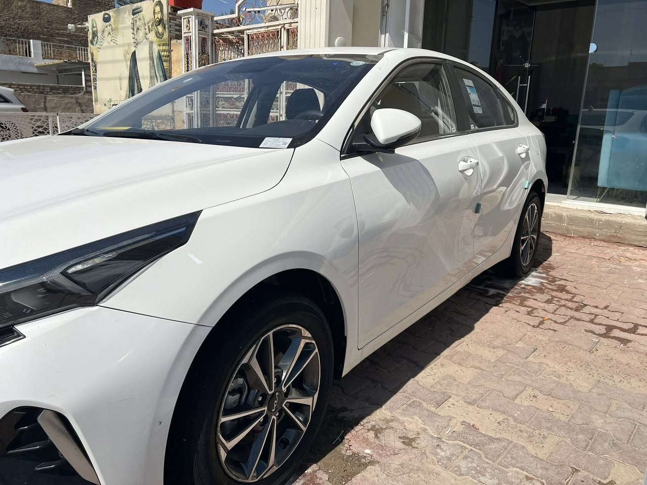 كي ثريه 24مكفواله  رقم اربيل  مكانه ميسان ماشيه 40 مكينه 1600دبل نوزل فوال مواصفات سياره للخير فتحه بصمه شاشه كشنات جلد سايد بريك بصمه 
اتصل ***********     سعر 140 وبيه مجال
