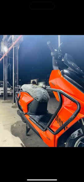 سلام عليكم دراجه فضائي اربع نمر مانعة التسحلق شحن 6 بطاريات مسطره سرعته 85 حقيقي دراجه جديده بعده مصار شهر من اخذته وأحله من صور السعر 1100وبيه مجال بسيط العنوان بغداد حي العامل لاستفسار عل هاذ رقم***********
