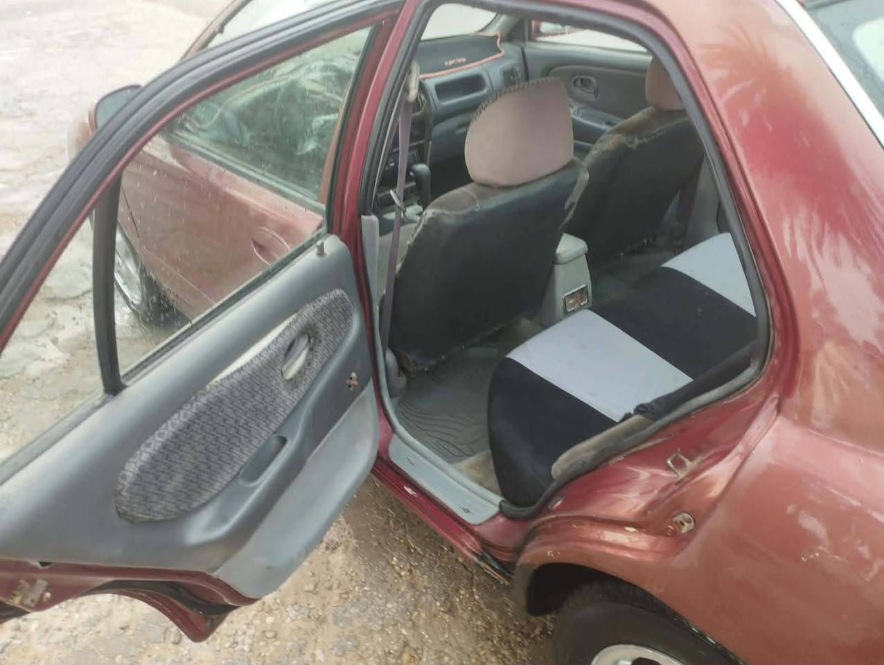 سلام عليكم ورحمة الله براتون موديل 2005 كير ومحرك خير من الله كشرهه لبلادي تبريد بس عوزه كمبريسر رقم بغداد السعر ٤٥وبيه مجال مكاني بغداد ***********رقمي
