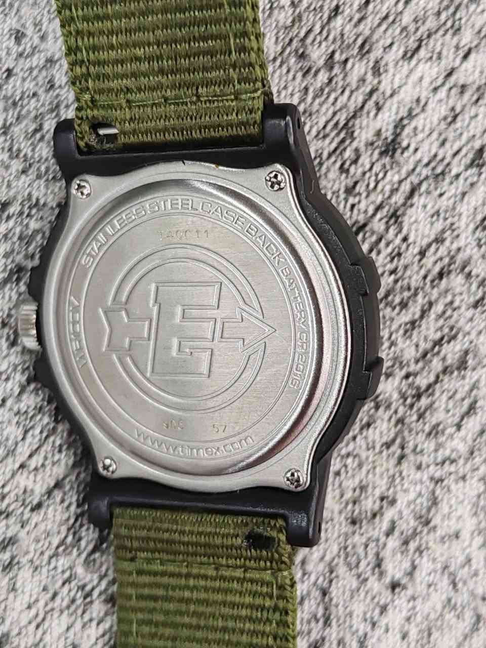ساعة تايمكس اكسبدشن TIMEX EXPEDITION اصلية 100%
التفاصيل و النظافة واضحة بالصور
مكاني بغداد موجود توصيل
السعر ٤٠ الف


**إذا كنت صاحب هذا الإعلان وتريد حذفه لأي سبب، رجاءا أرسل رسالة إلى الدعم الفني**