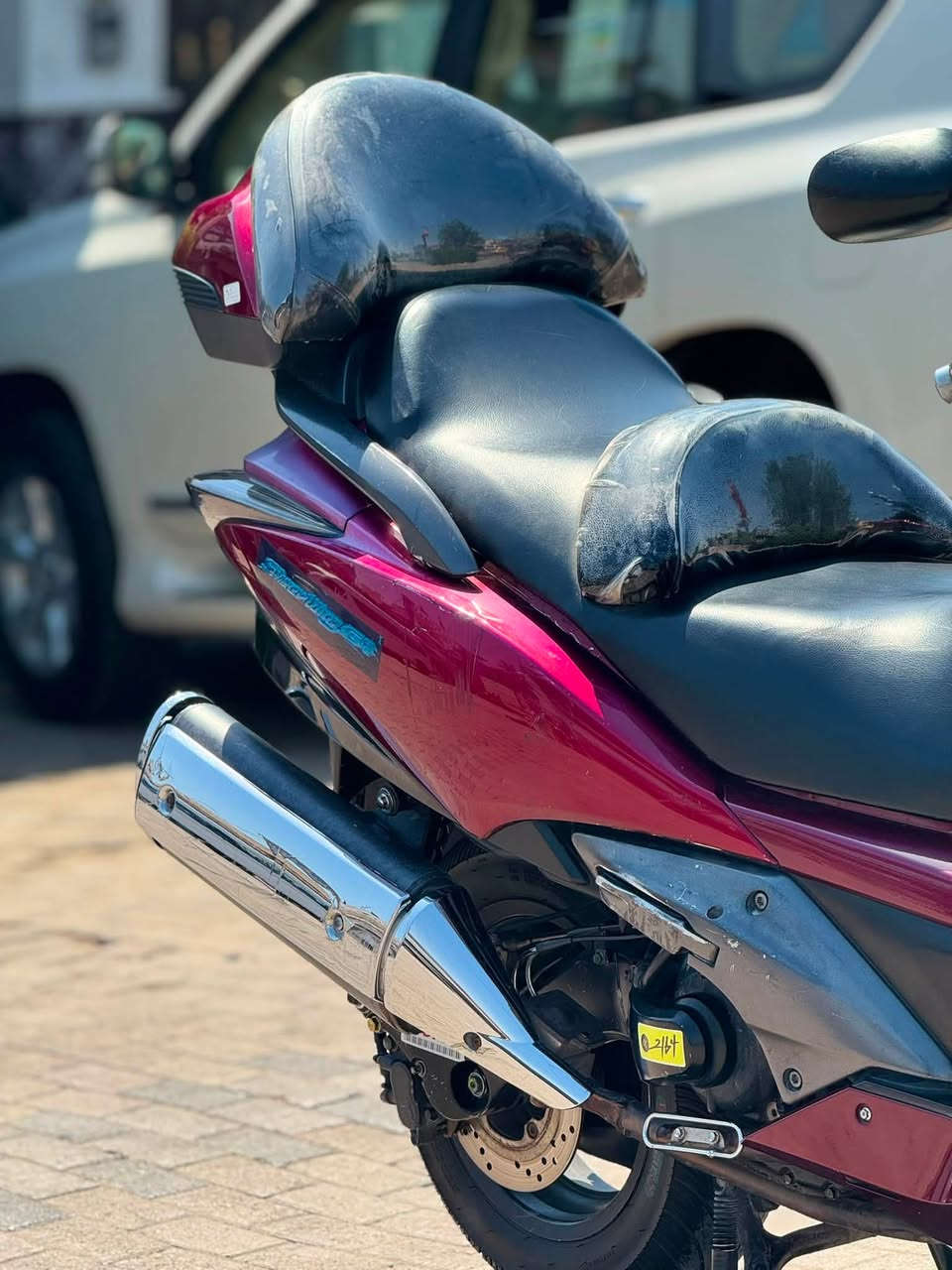 Honda Silver Wing GT
للبيع مكفوله كفاله عامه ونضافه لكفرات 80‎%‎ 
سعرهه 18ونص وبيه مجال مكاني بغداد بلديات
***********
