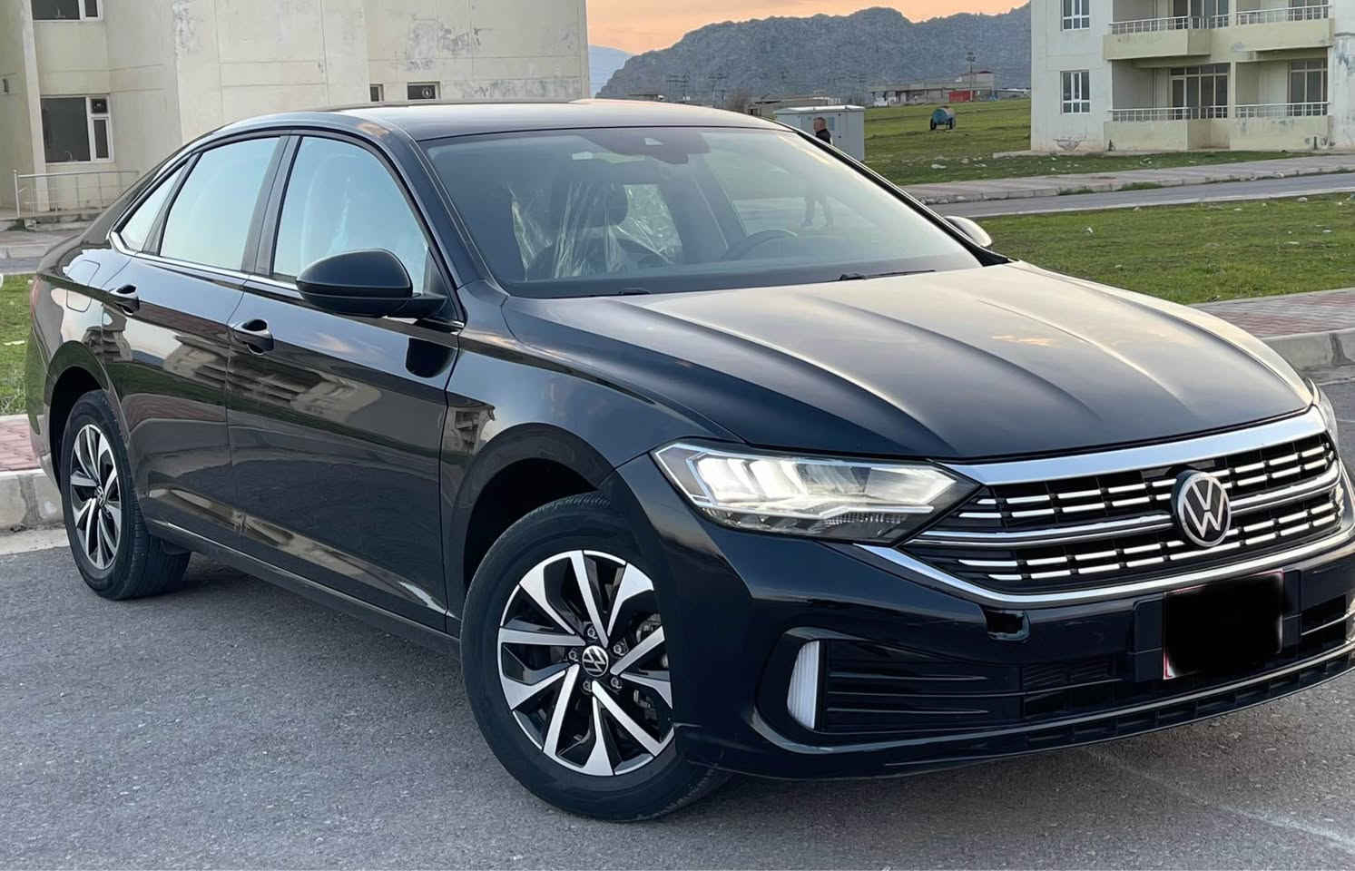 جيتا موديل٢٠٢٤
ژمارة كاتيي ٢٠ روژي ماووة بو بةناو كردن
مةكينة١٥  و توربو
تةنها دو پارچةي پةمبة
پيشو پشتي كةپسة
پةرةشوت بةشةرت
١٩ مايل رويشتووة
ساردو شوختي نيه
مواسةفات S
سعري 138$
مةجاليكي كةم  
*********** بشدار, السليمانية
