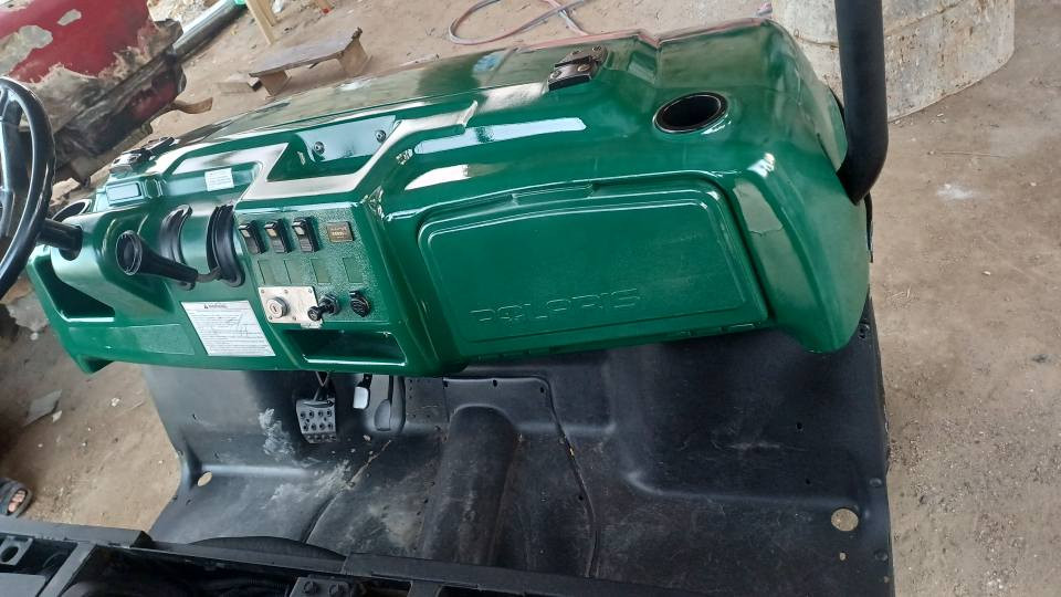 بولرايس ٦ ويل امريكية تستخدم للحقول والمزارع والمواقع الانشائية حالتها نضيفة جدا استعمال قليل مابيها اي نقص .*********** بغداد, العراق
