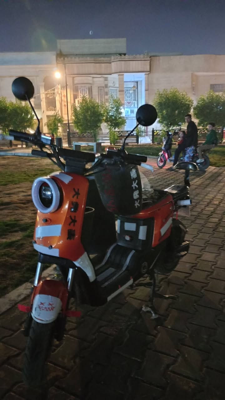 السلام عليكم دراجه شحن R9 موديل 2025 درج نضيف بل كرتون جديد درج قرضها كله موج سل وا مرايات الدرجه نضيف كلش المكان البصر كوت الحجاج السعر 400 وبيه مجال  للل استفسار اتصل على هذ الرقم ***********
