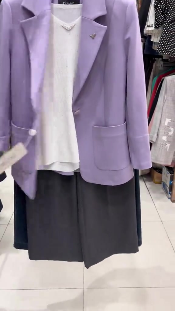 😍🔥Now Collection 😍كل ماهو جديد ومميز في عالم الازياء تجديه لدينا  سيدتي 😍 العنوان: الحارثيه _بغداد مول / الطابق الاول مقابيل Lc                   المنصور مول/ الطابق الارضي  توجد خدمة التوصيل في بغداد وجميع المحافظات🚕🚕 🌸للاستفسار ارسال رسالة للبيج اوالاتصال بالرقم ***********🌸 #اكسبلور #فاشن #fashion  #ترند #الشعب_الصيني_ماله_حل😂😂 
