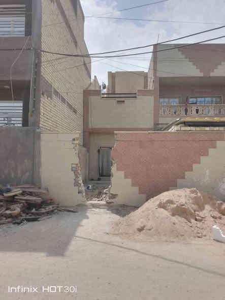 السلام عليكم اخوان مشتمل ٨٠ م مقطوع تماما يحتوي أستقبال و٣ غرف نوم نظيف جدا للبيع ..الامين الثانية قرب جامع موسى الكاظم ع للأستفسار *********** واتساب
