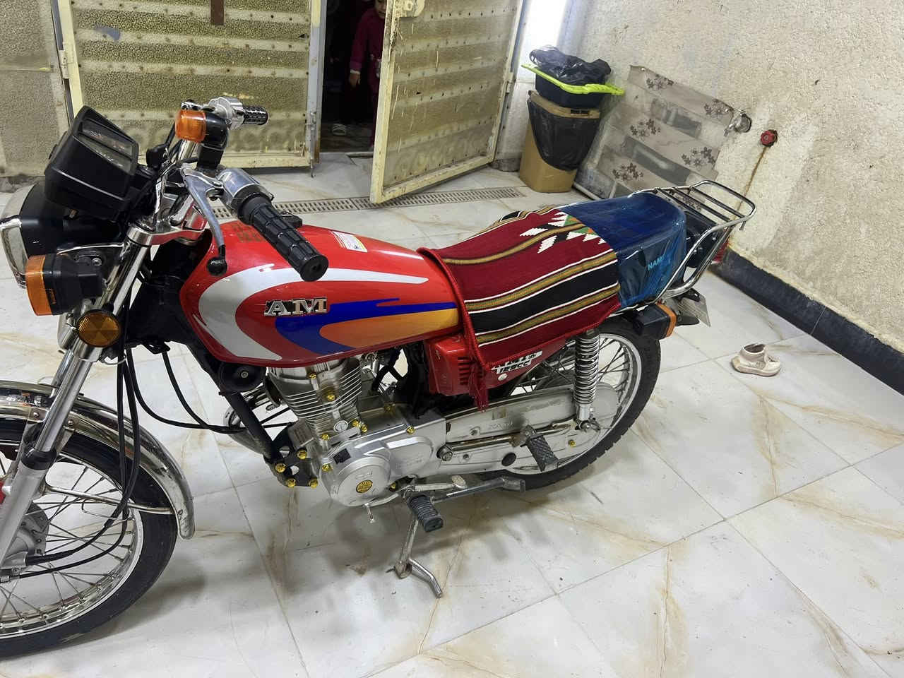 سلام عليكم دراجه لبيع 900 وبيه مجال بدون وراق *********** اتصال ع رقم
