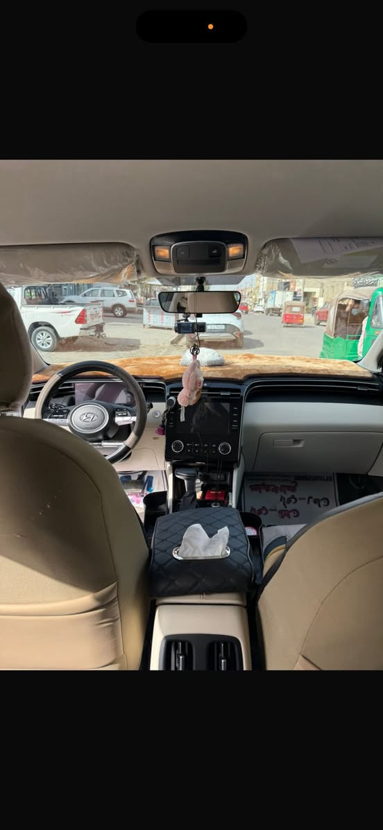 السلام عليكم توسان  خليجي شركه باركود بعدها بالضمان للبيع موديل ٢٤ سياره نضيفه جدا ماشيه ١٤ رقم بغداد مواصفات قماره حديد المعروفه 
سعرها طيب مال بيع راسل خاص او خابر وتدلل ***********. 
مكانها بغداد الدوره 
ملاحظه بيها bdr كلش بسيط ع كد أصبعين  بالجنطه
