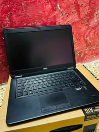 ديل E7450 • 16GB رام • يحتاج بطارية