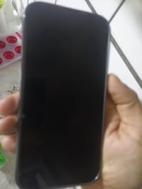 ايفون 15برو ماكس بلاتينيوم  شرق اوسط بطاريه 90 كارتونه موجوده الجهاز ك...