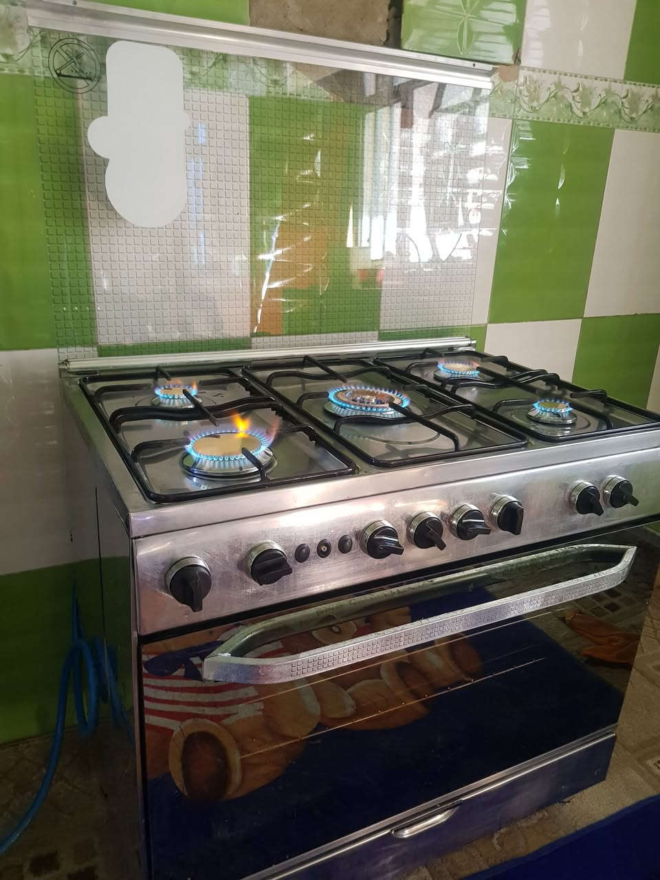 طباخ نضيف كلش صناعة فريش مصري سعره 225وبي العنوان بغداد ابوب الشام يم معمل الغاز ***********
