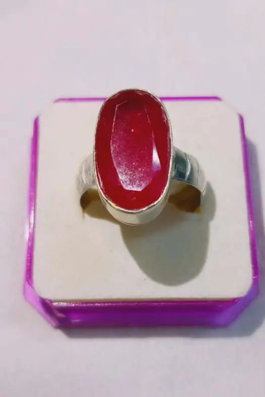 خاتم فضه ياقوت باريسي 
قياس 24.. 25
سعر مناسب جدا


**إذا كنت صاحب هذا الإعلان وتريد حذفه لأي سبب، رجاءا أرسل رسالة إلى الدعم الفني**