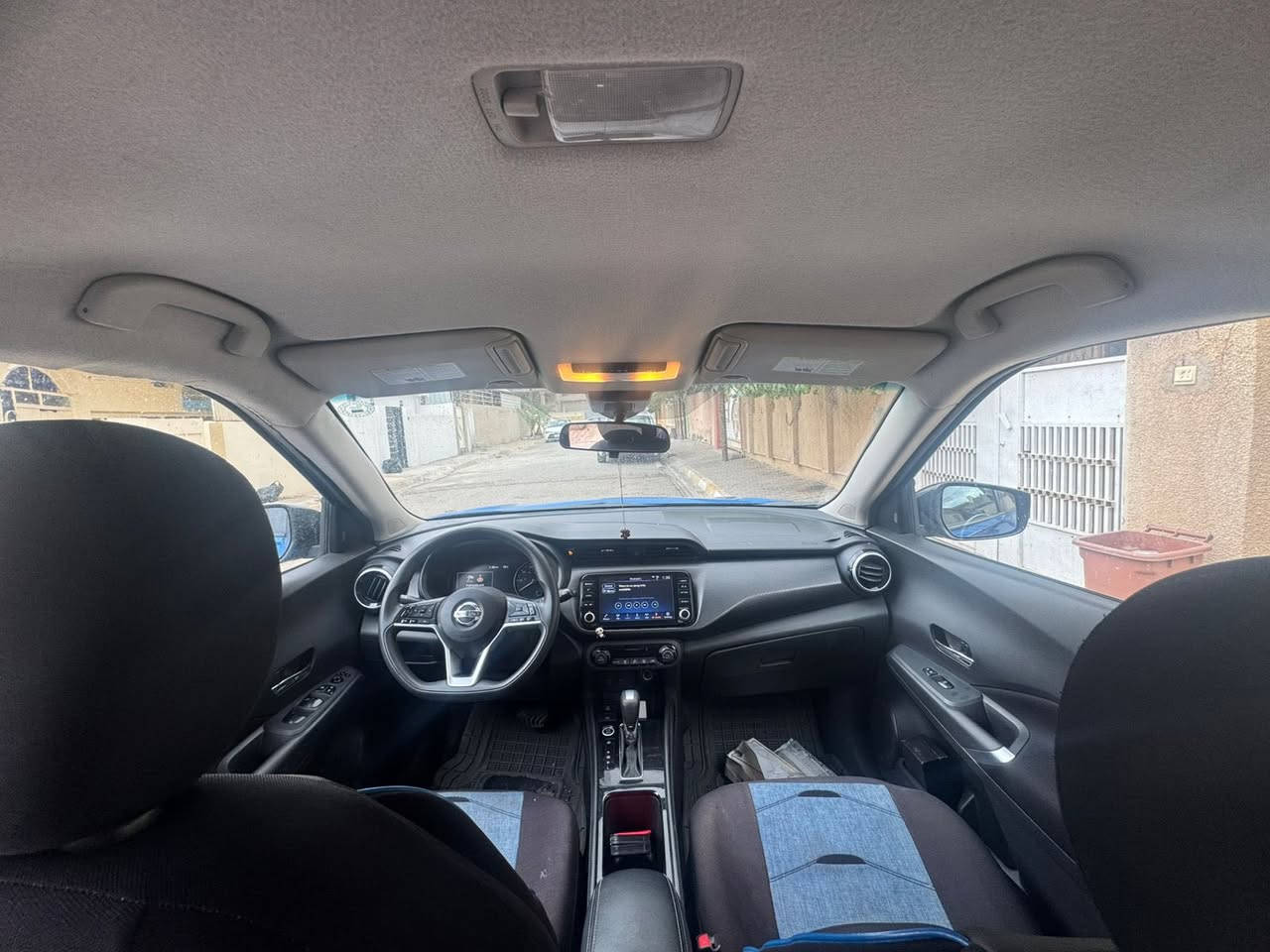 نيسان كيكس موديل /2021 

نوع /SV سقف اسود 

الابواب بصمة

تشغيل عن بعد 

بريك بصمة + اوتو هولد

نقطة عمياء 

تحديد سرعة + تحديد مسار 

رادار امامي + جانبي + خلفي

حساس امامي + جانبي + خلفي 

ويل كروم 

ماشية 106 الف 

حادثها ضربة خفيفة / موضح بالصورة

السعر / 125 $

رقم اربيل + مكاني كركوك 

هاتف /  ***********
