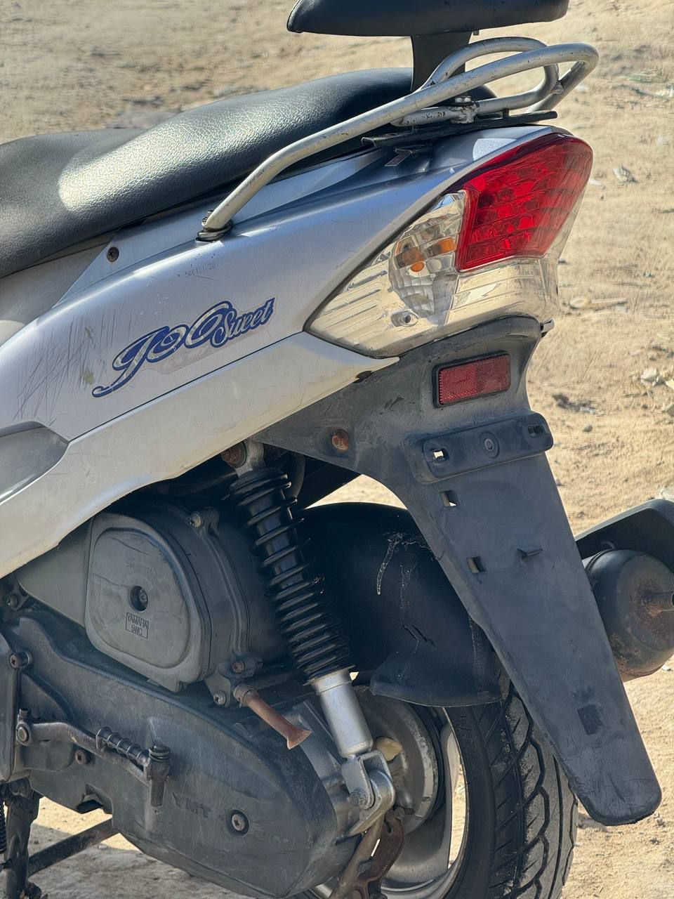 السلام عليكم شباب دراجة للبيع ماكس منغولي دراجة صاله اقل شهر من نازله رمبه دراجة برغي مامفتوح بيه شرط تاخذه لي اي مصلح يفحصه لك دراجة نضيفه كلش كله ختم واحد  والسعر خاص راسلني وتدلل


**إذا كنت صاحب هذا الإعلان وتريد حذفه لأي سبب، رجاءا أرسل رسالة إلى الدعم الفني**